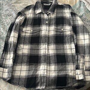 Old Navy Black and White Plaid Boyfriend Shirt